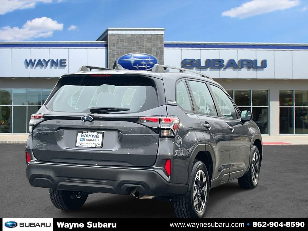 Used 2025 Subaru Forester image 4