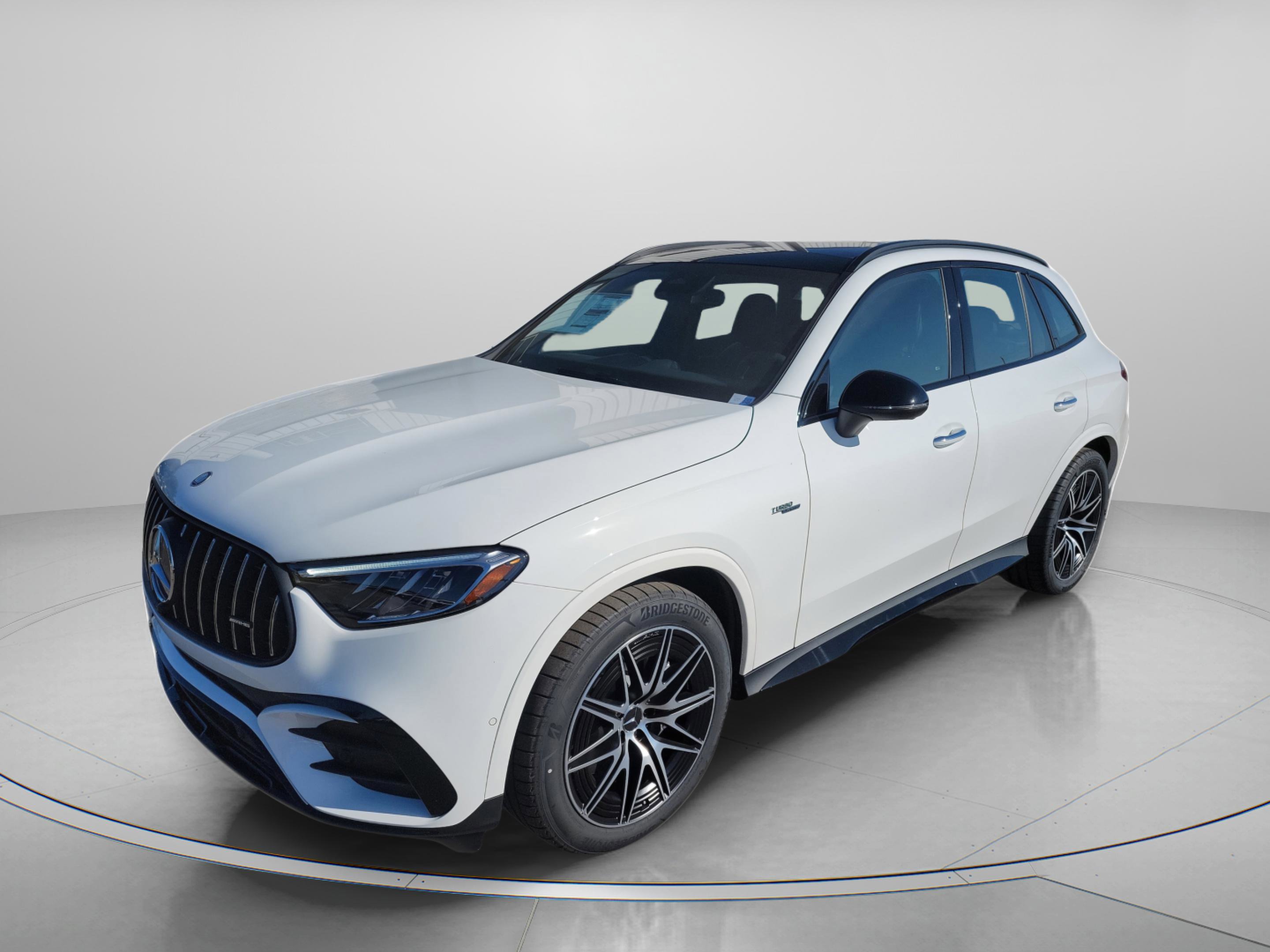 New 2026 Mercedes-Benz GLC 43 AMG 4MATIC image 2