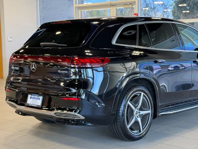 Used 2023 Mercedes-Benz EQS 580 4MATIC SUV image 11