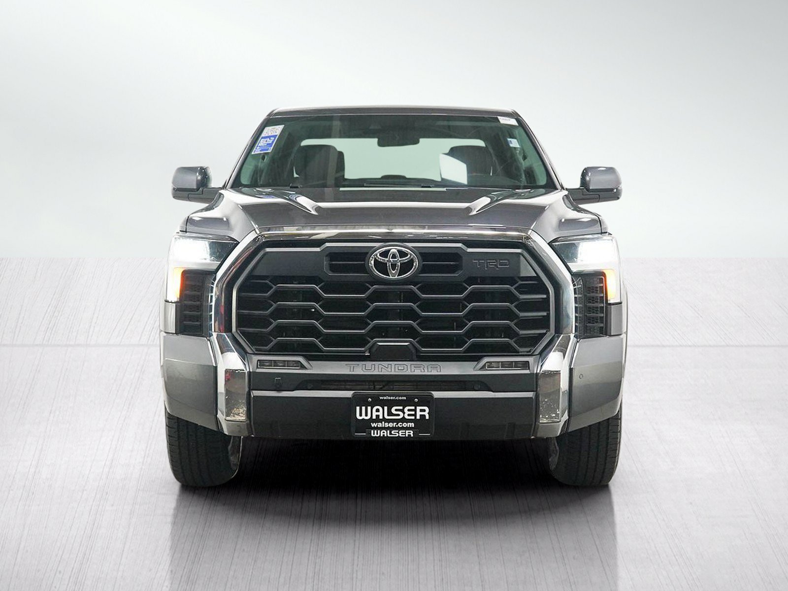 Used 2022 Toyota Tundra SR5 AWD/4WD image 8