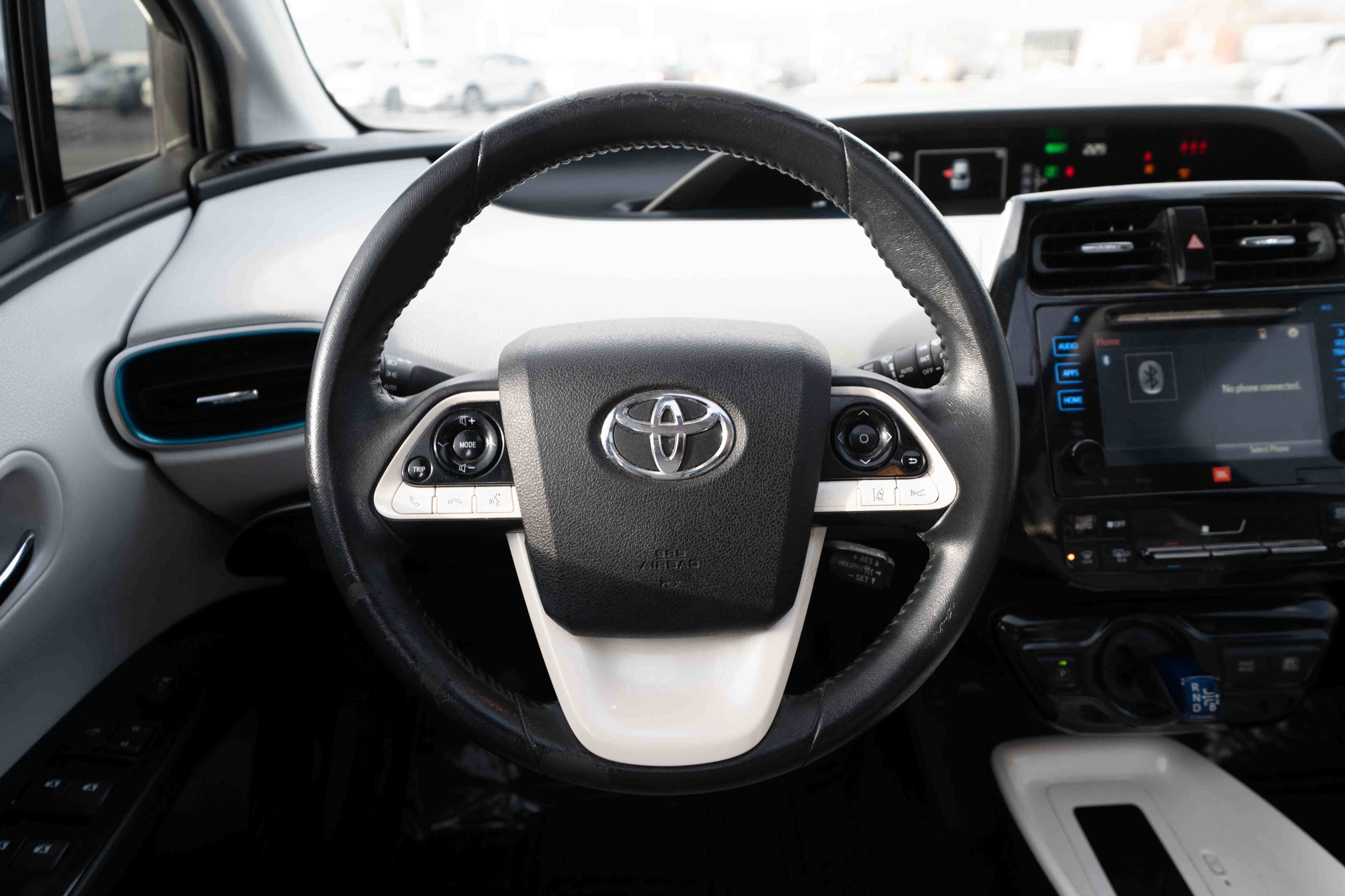 Used 2017 Toyota Prius Four image 21