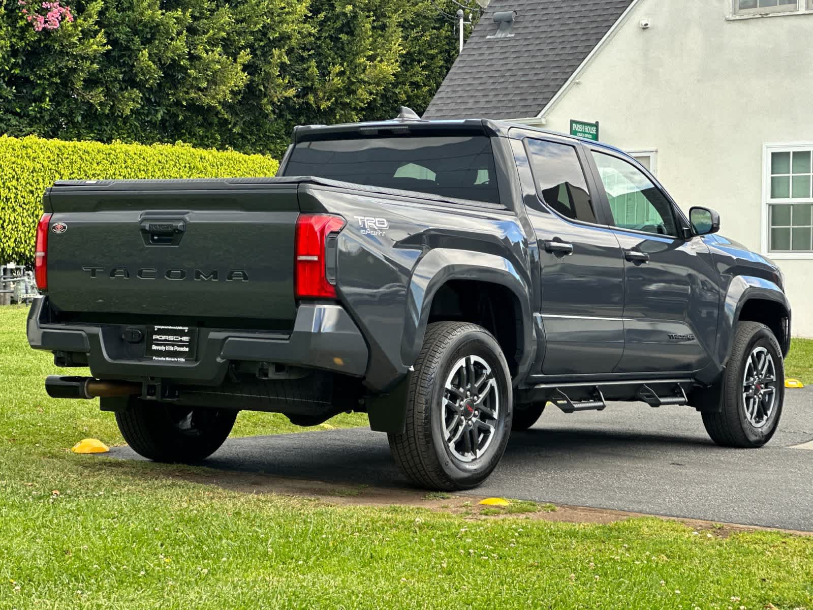 Used 2024 Toyota Tacoma TRD Sport RWD image 8