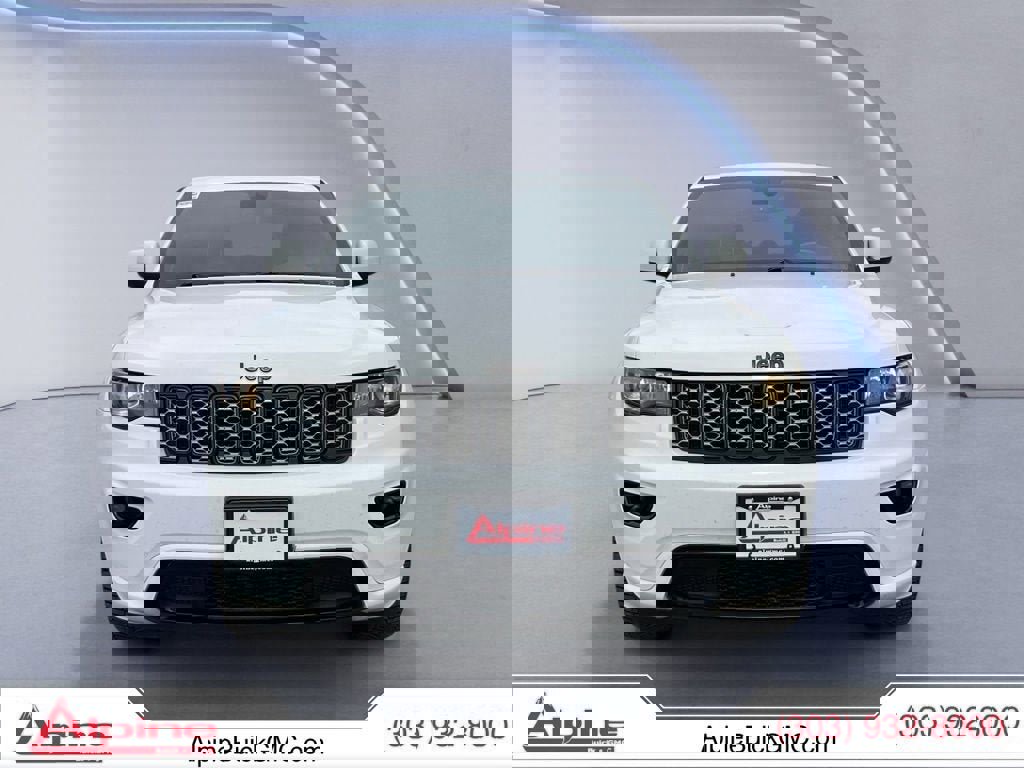 Used 2019 Jeep Grand Cherokee Altitude image 8