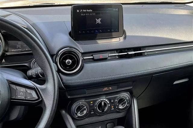 Used 2020 Toyota Yaris LE FWD image 6