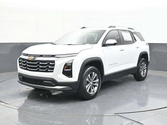 New 2026 Chevrolet Equinox LT w/ Convenience Package II FWD image 3