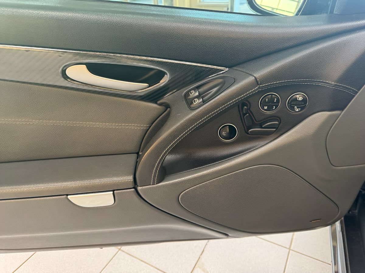 Used 2005 Mercedes-Benz SL 55 AMG image 14