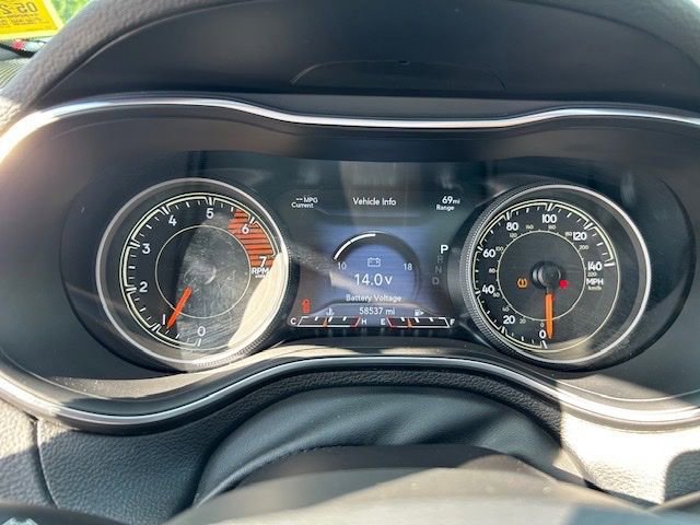 Used 2021 Jeep Cherokee High Altitude AWD/4WD image 14