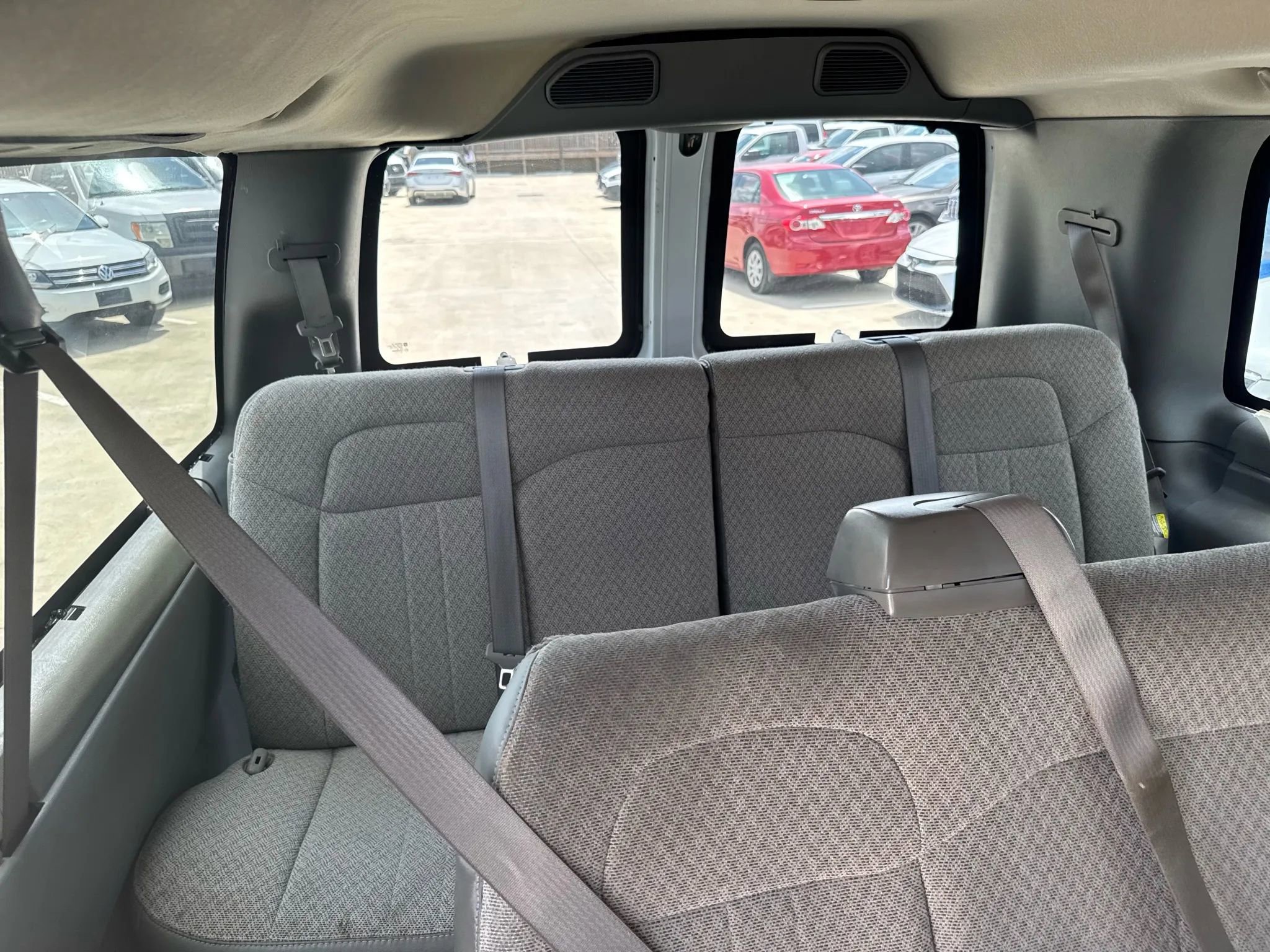 Used 2011 Chevrolet Express 2500 LS image 28