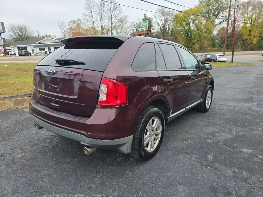 Used 2011 Ford Edge SE FWD image 5