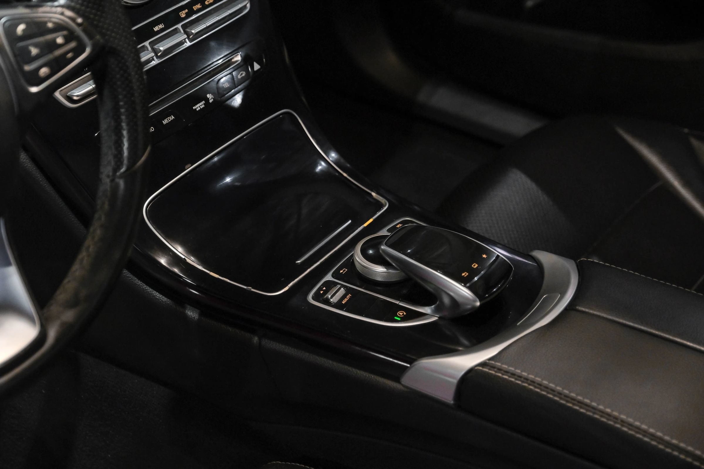 Used 2015 Mercedes-Benz C 300 Sedan image 23