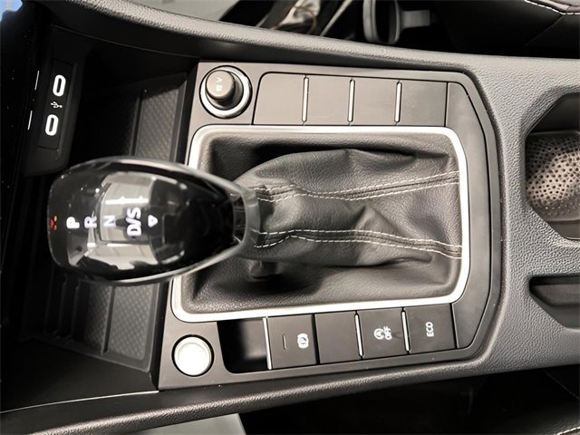 Used 2025 Volkswagen Jetta SE image 25
