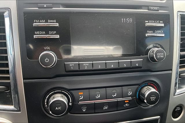 Used 2017 Nissan Titan SV RWD image 20