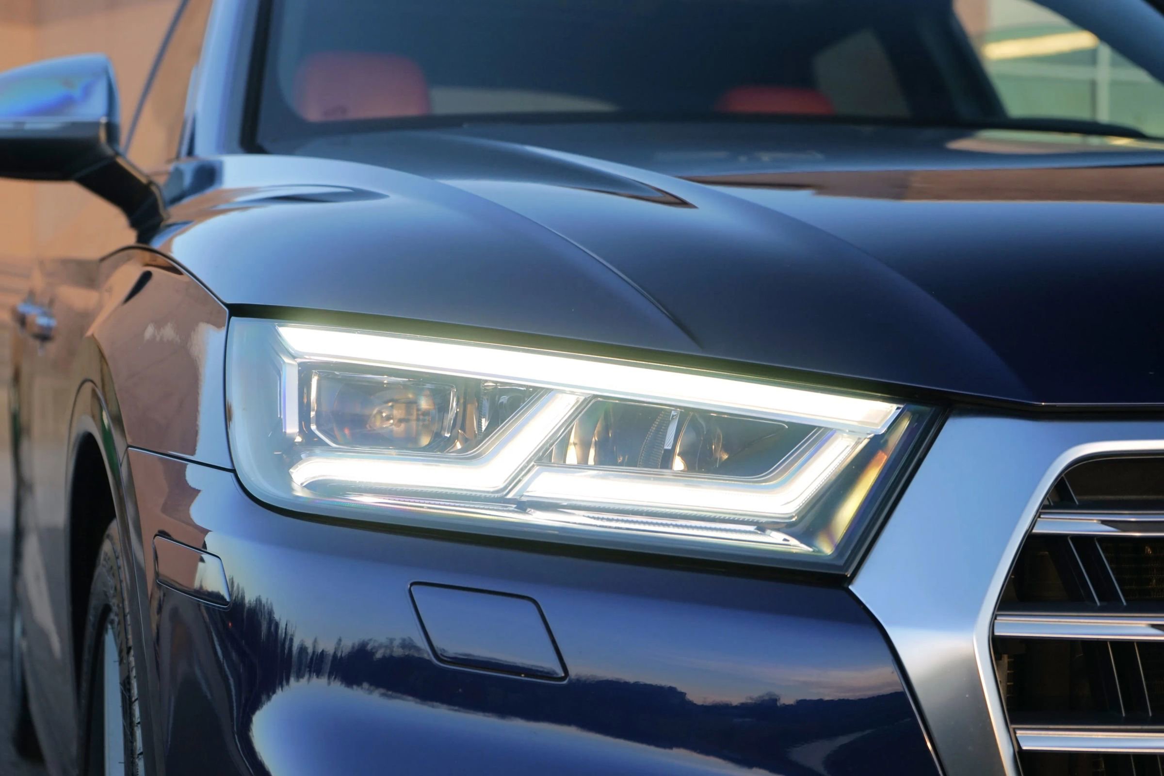 Used 2018 Audi SQ5 Premium Plus w/ S Sport Package image 7