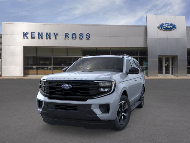 New 2026 Ford Expedition Active image 3