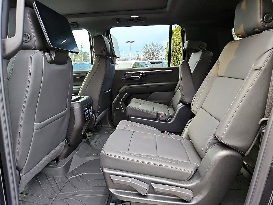 New 2026 Chevrolet Suburban Z71 w/ Z71 Off-Road Package image 10