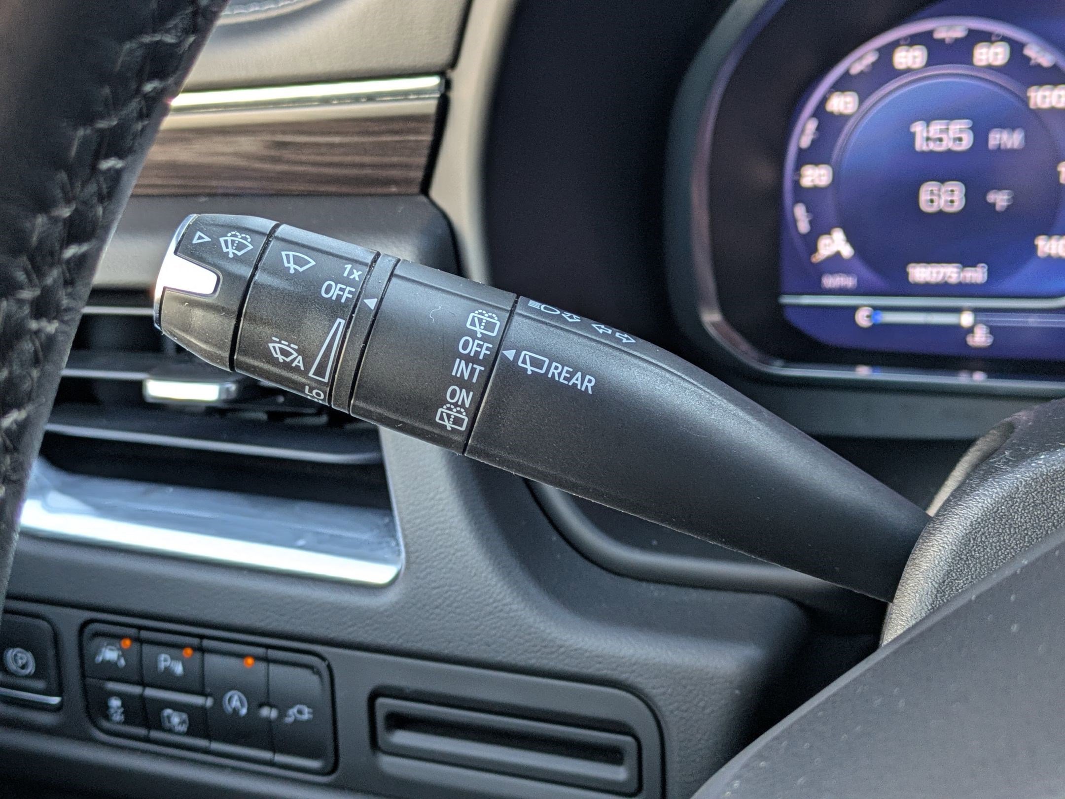 Certified 2022 Chevrolet Tahoe LT w/ Luxury Package image 16