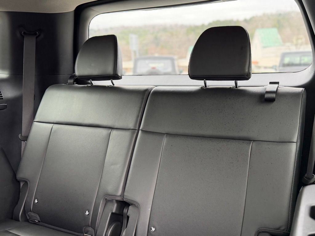 Used 2025 Hyundai Santa Fe Limited image 7