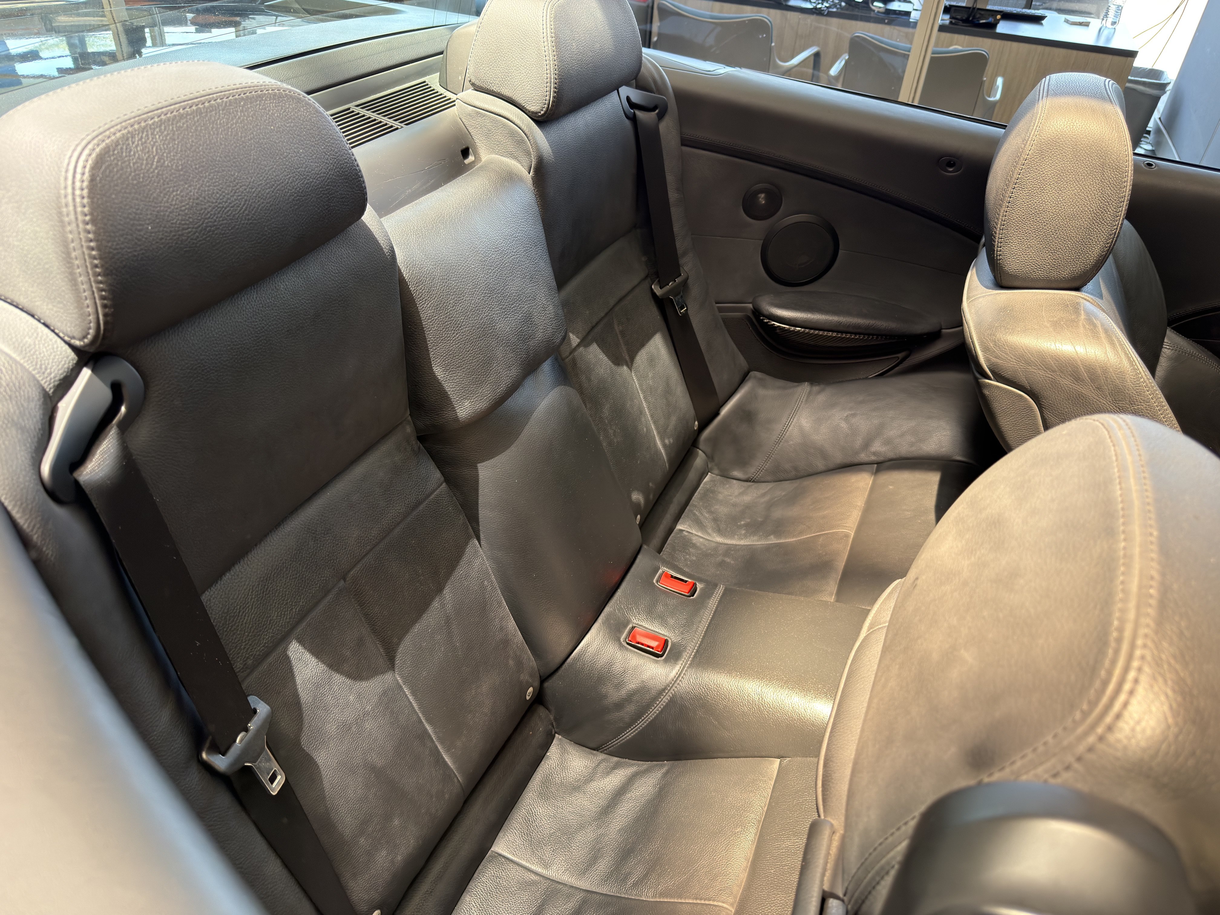 Used 2007 BMW M6 Convertible RWD image 12