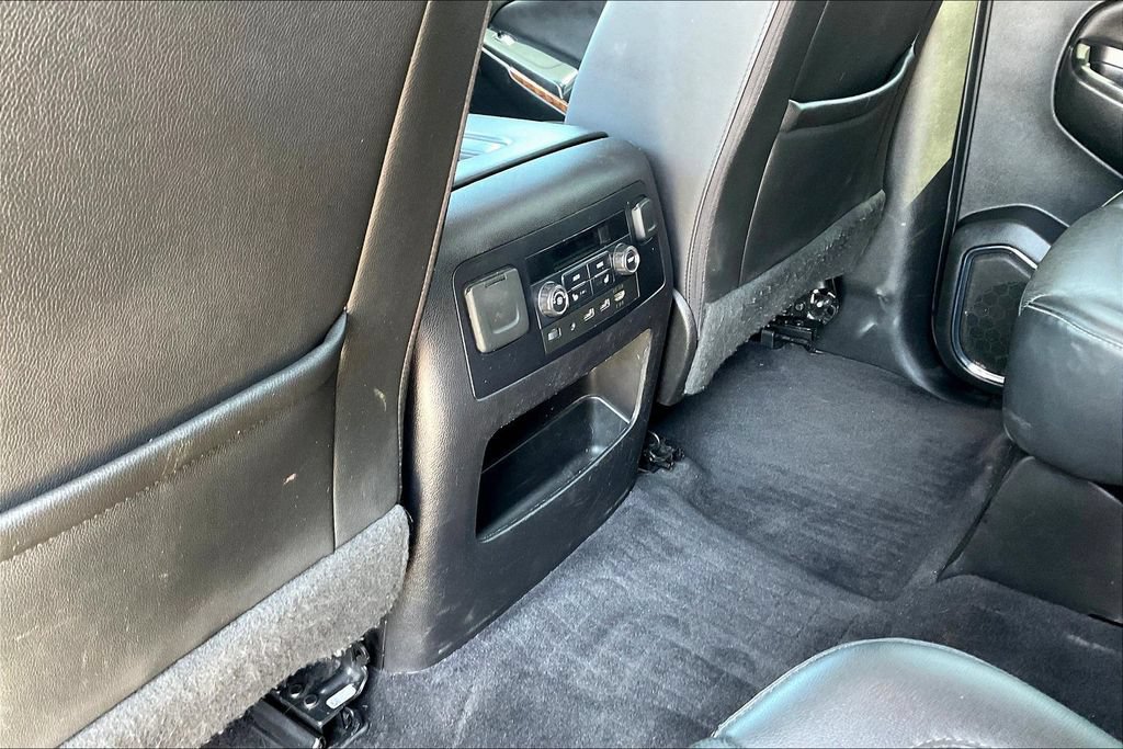 Used 2019 Chevrolet Tahoe Premier AWD/4WD image 22