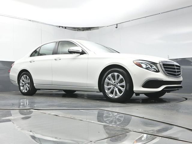 Used 2020 Mercedes-Benz E 350 Sedan image 40