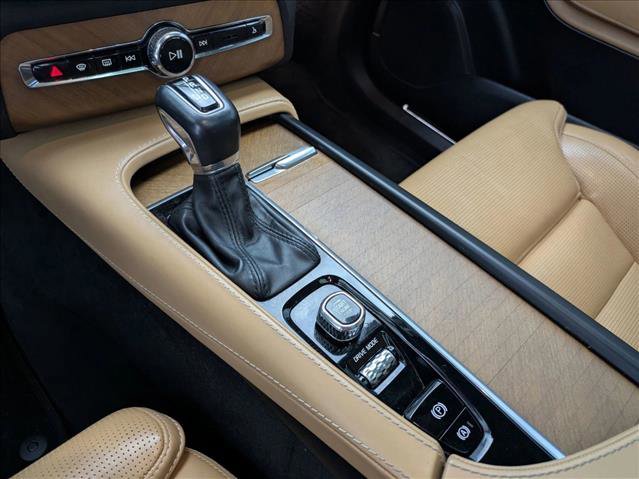 Used 2019 Volvo XC90 T6 Inscription w/ Advanced Package image 13