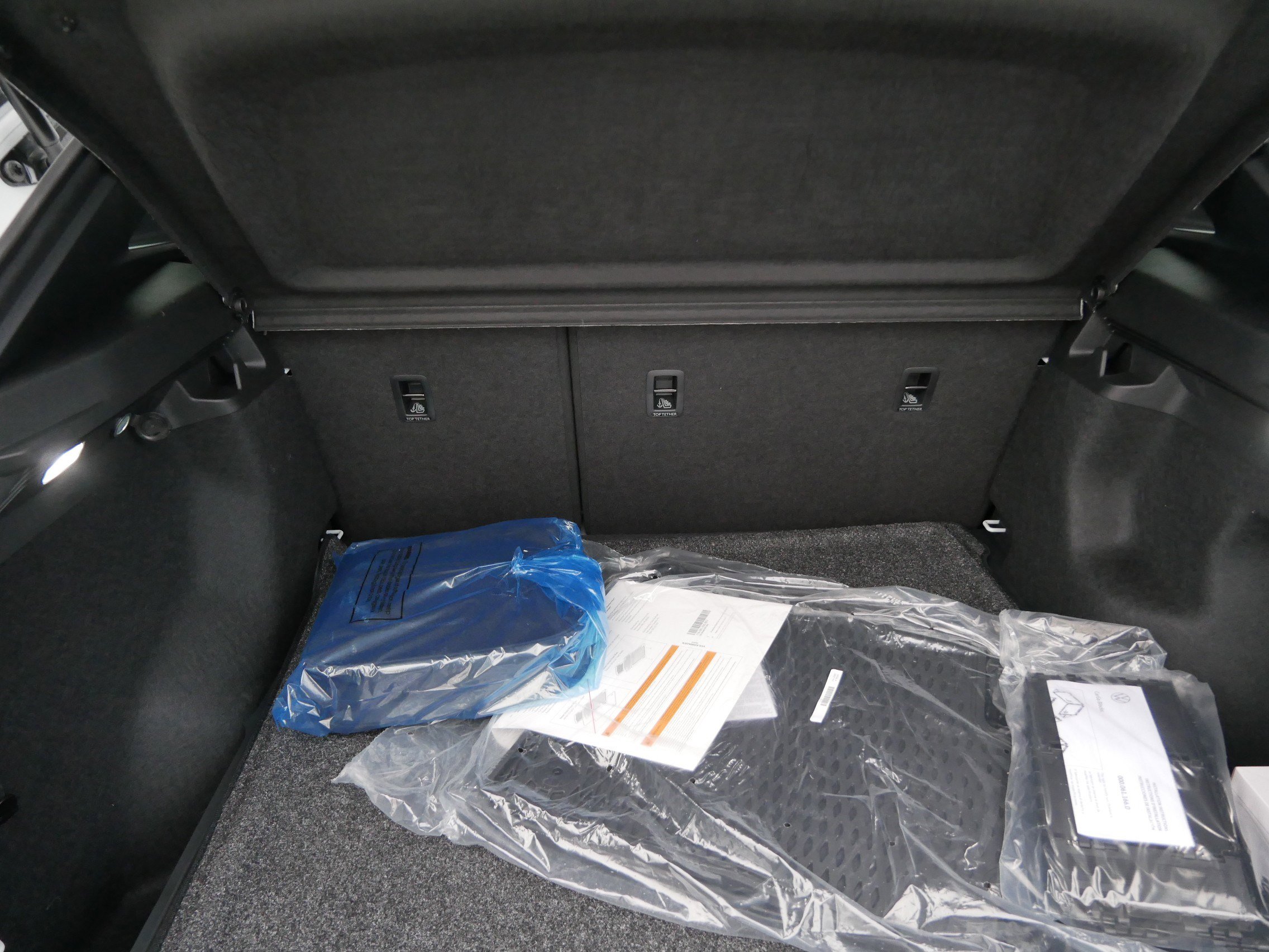 New 2026 Volkswagen ID.4 Pro image 6