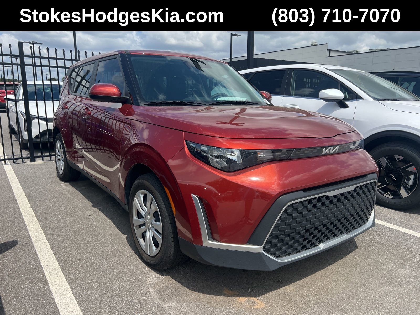 Used 2024 Kia Soul LX image 1