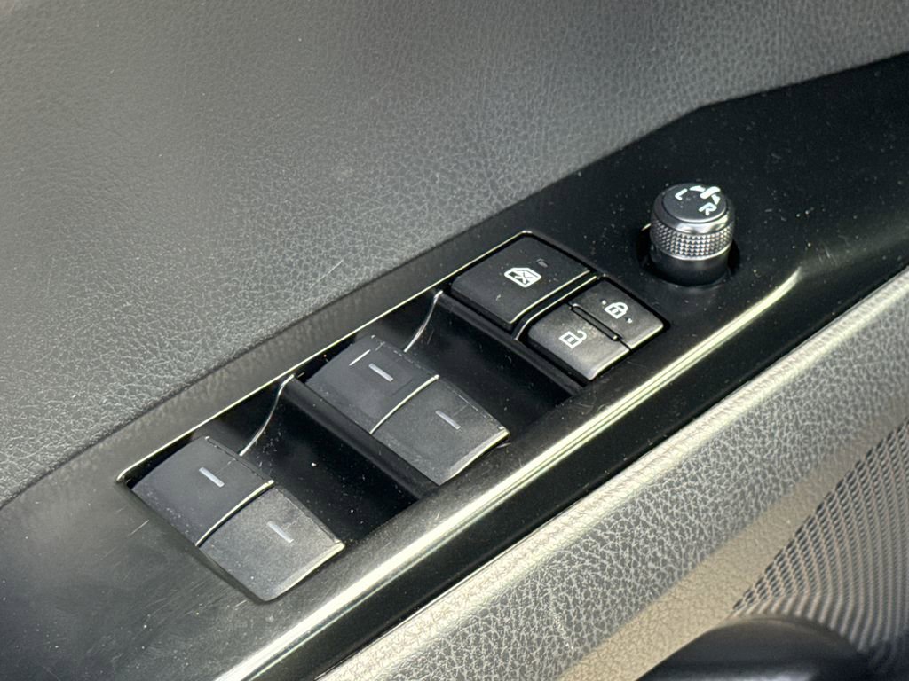 Used 2025 Toyota Camry LE FWD image 19