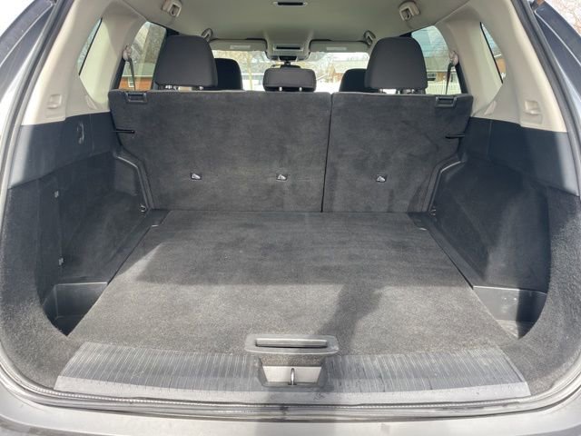 Used 2021 Nissan Rogue S image 12