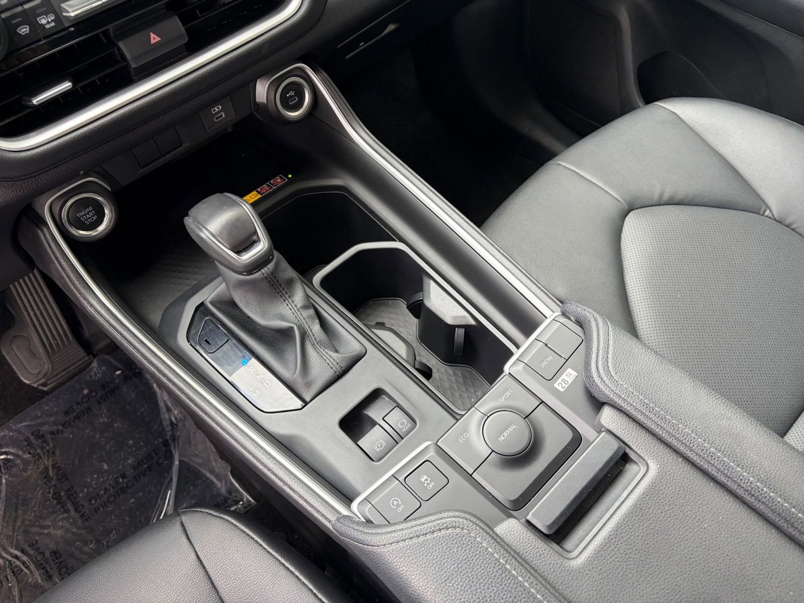 Used 2025 Toyota Grand Highlander FWD image 36