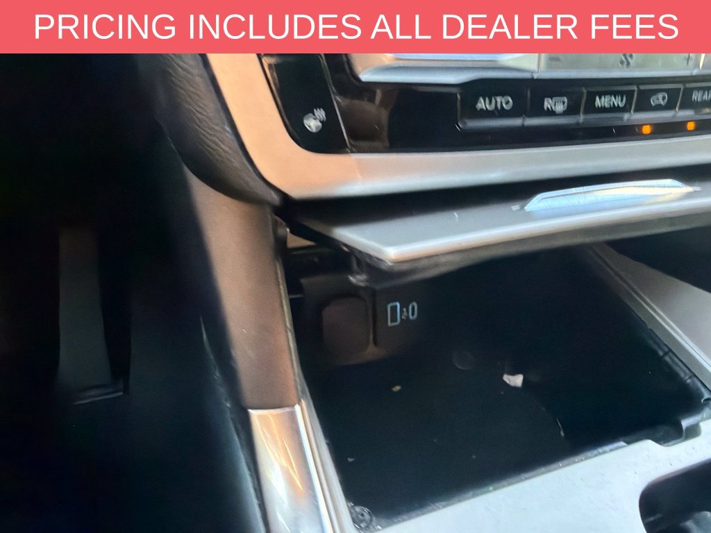 Used 2022 Ford Explorer XLT w/ Equipment Group 202A RWD image 25