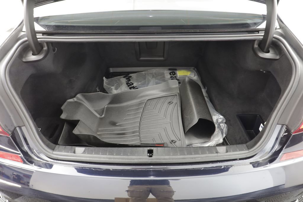 Used 2016 BMW 750i xDrive image 19