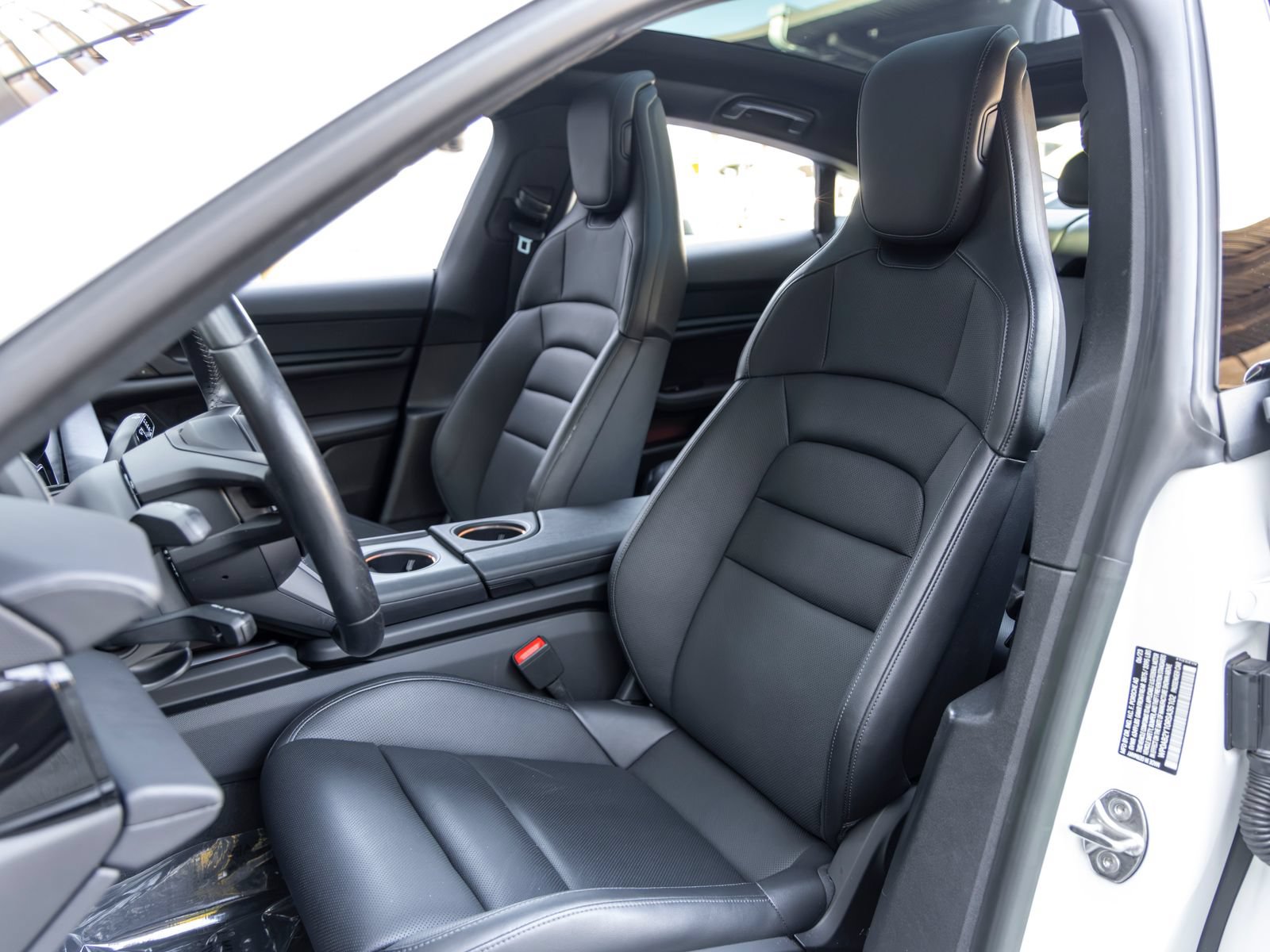 Used 2024 Porsche Taycan 4S AWD/4WD image 5