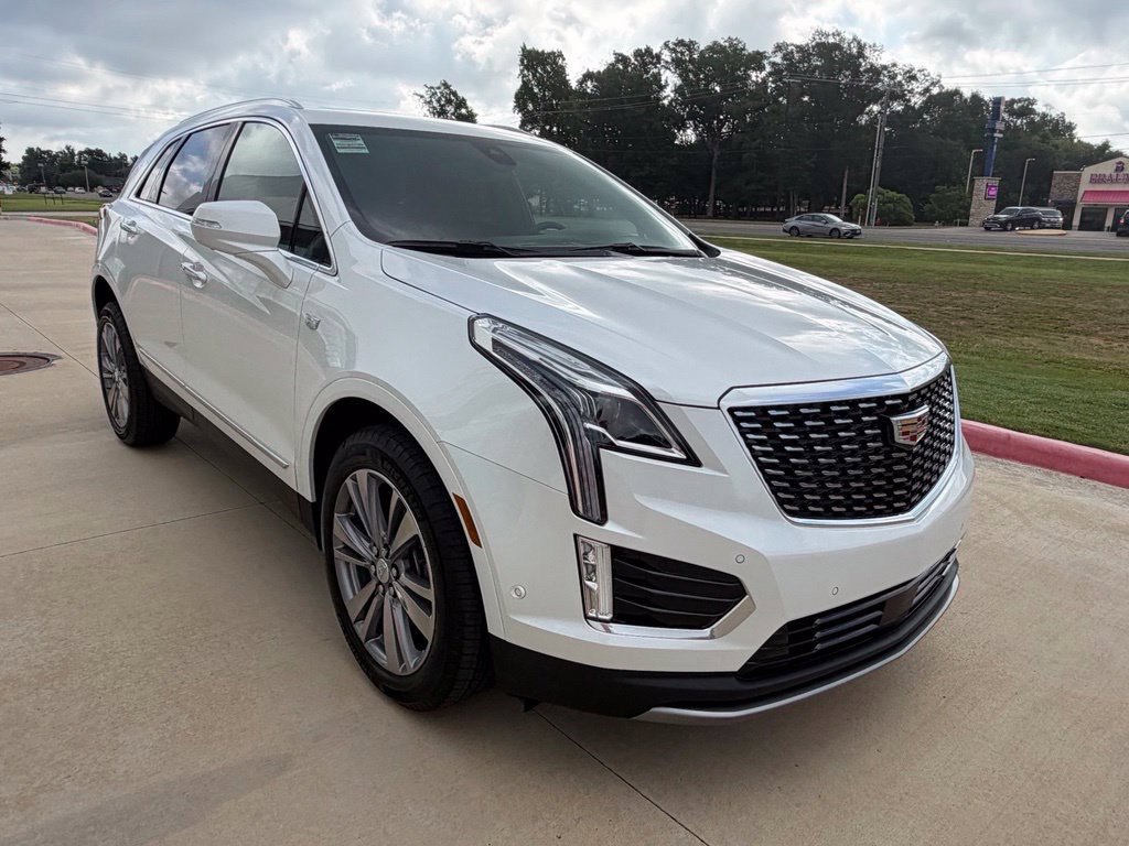 New 2026 Cadillac XT5 Premium Luxury w/ Driver Assist Package FWD image 9