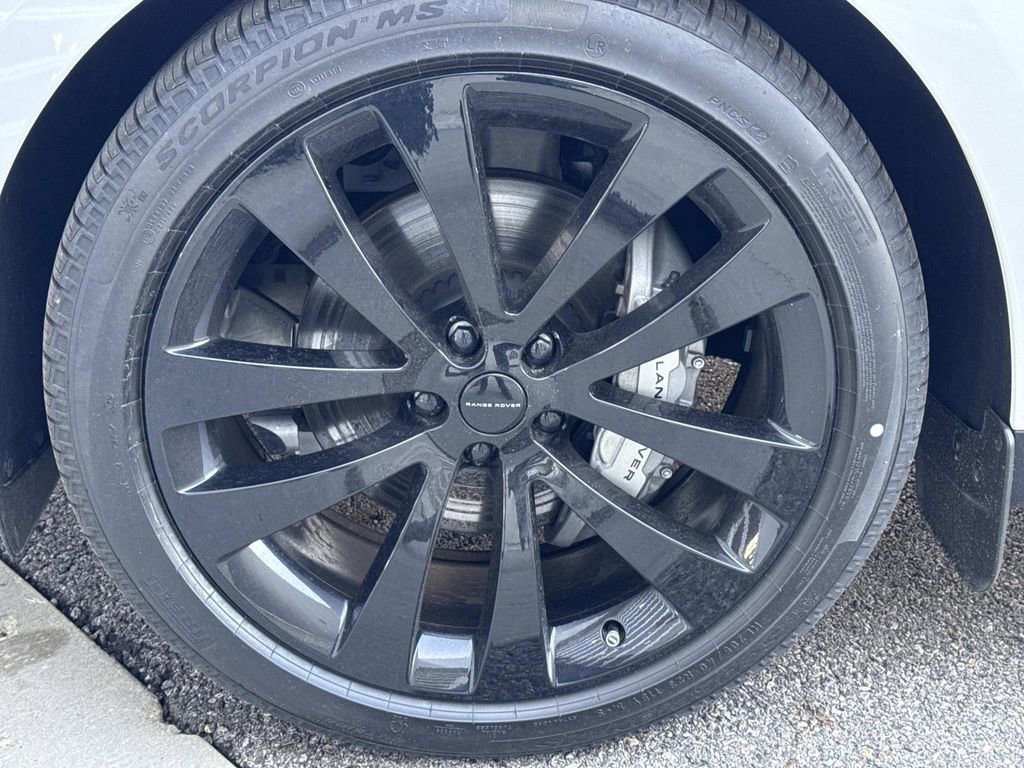 New 2026 Land Rover Range Rover Sport SE AWD/4WD image 12