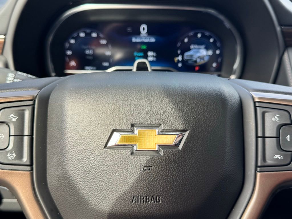 Used 2024 Chevrolet Tahoe High Country w/ Advanced Technology Package AWD/4WD image 28