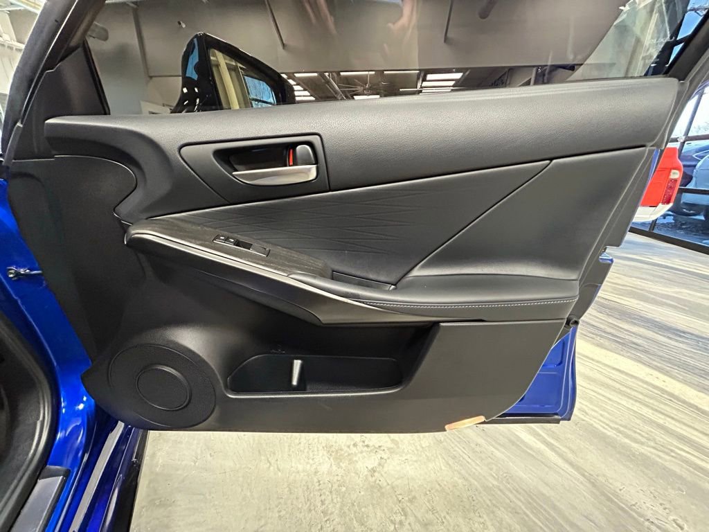 Used 2021 Lexus IS 350 F Sport w/ Dynamic Handling Package image 40