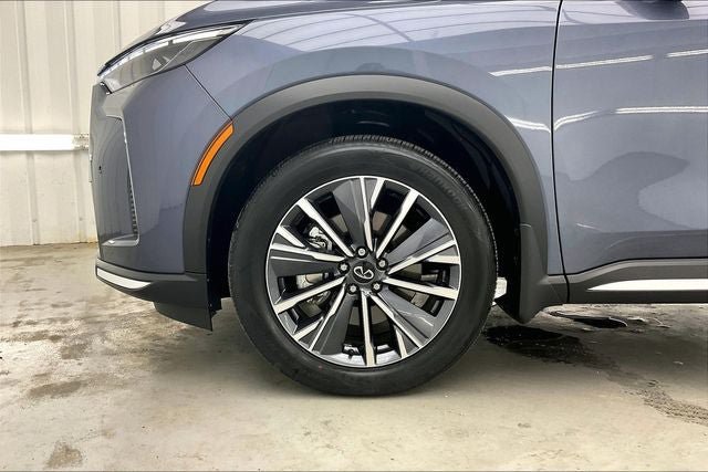 Certified 2026 INFINITI QX60 Luxe w/ Cargo Package AWD/4WD image 10