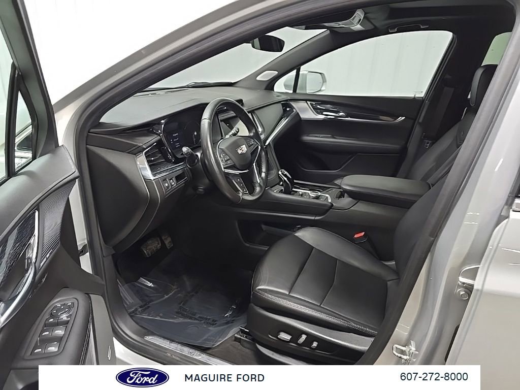 Used 2020 Cadillac XT5 Premium Luxury image 32