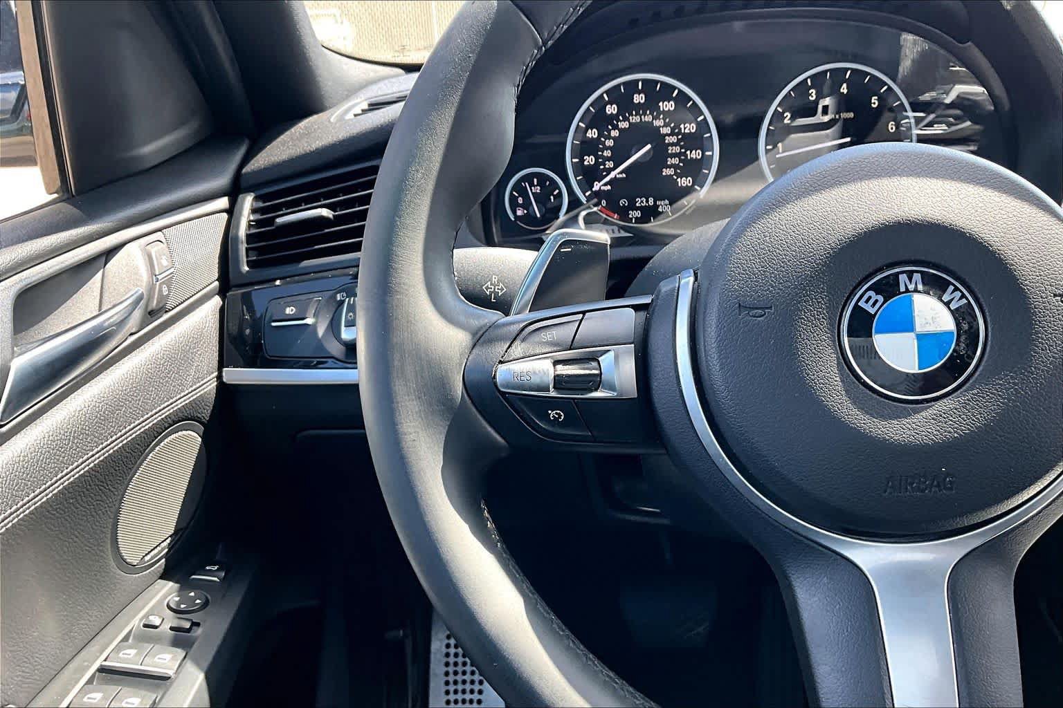 Used 2017 BMW X4 M40i AWD/4WD image 24