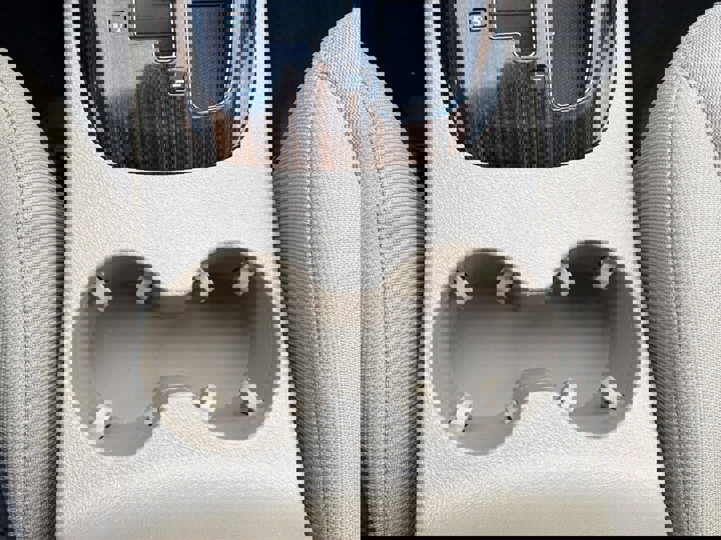 Used 2011 Hyundai Santa Fe GLS image 14