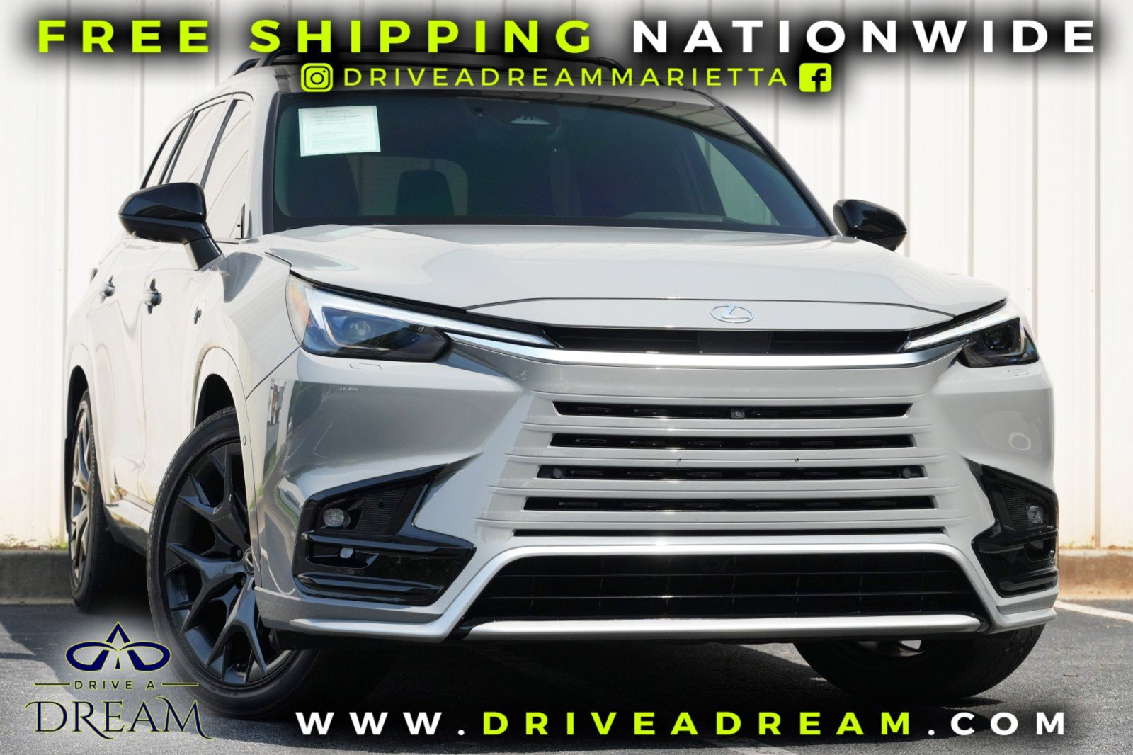Used 2024 Lexus TX 500h AWD w/ Technology Package image 2