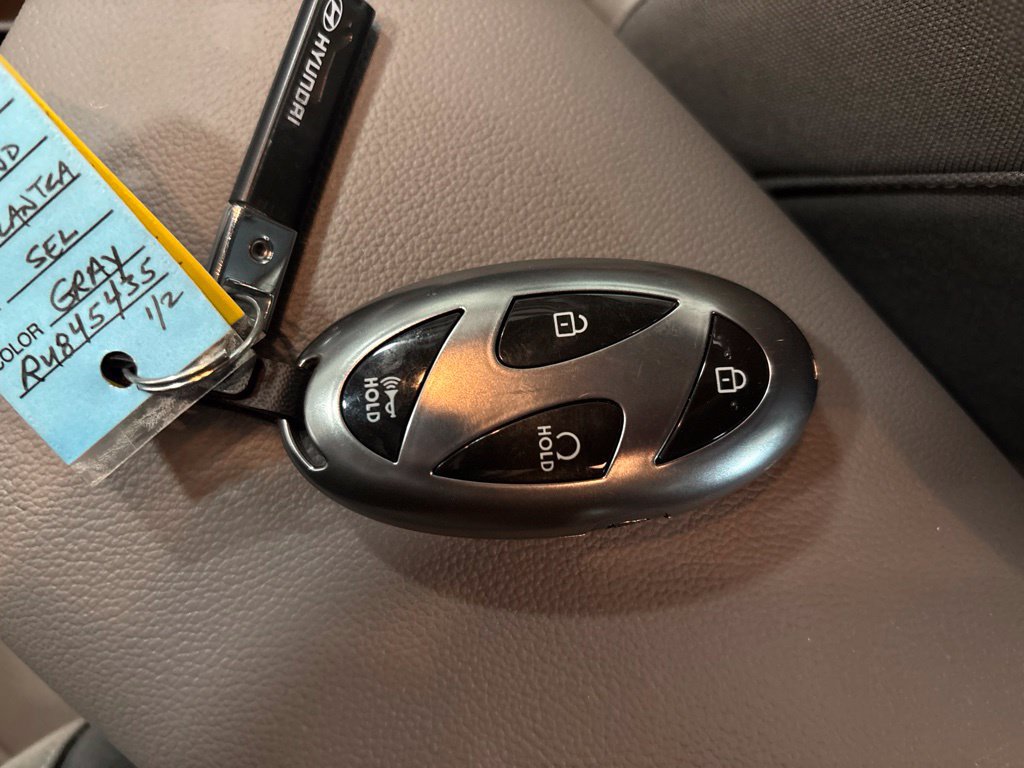 Used 2024 Hyundai Elantra SEL FWD image 27