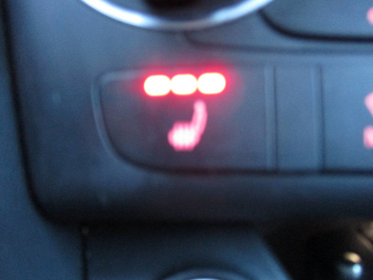 Used 2018 Audi Q3 2.0T Premium Plus w/ Premium Plus Package image 62