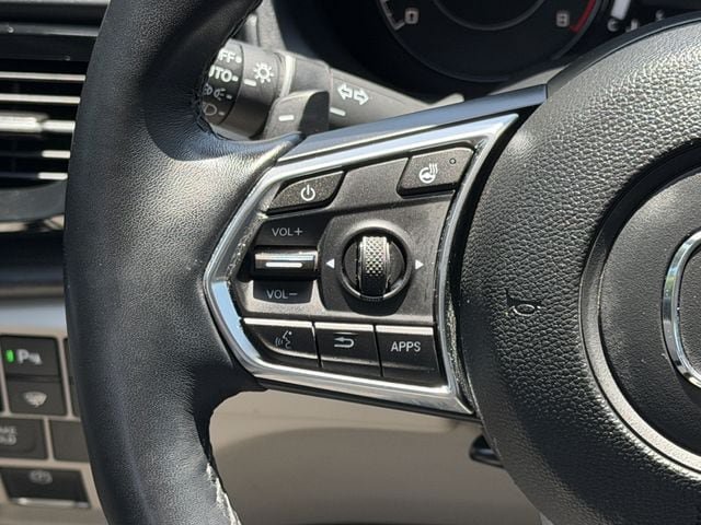 Used 2025 Acura RDX SH-AWD w/ Advance Package image 13