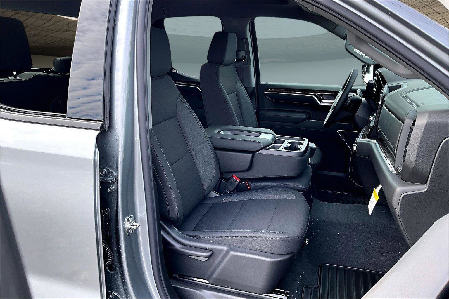 New 2026 GMC Sierra 1500 Elevation image 12
