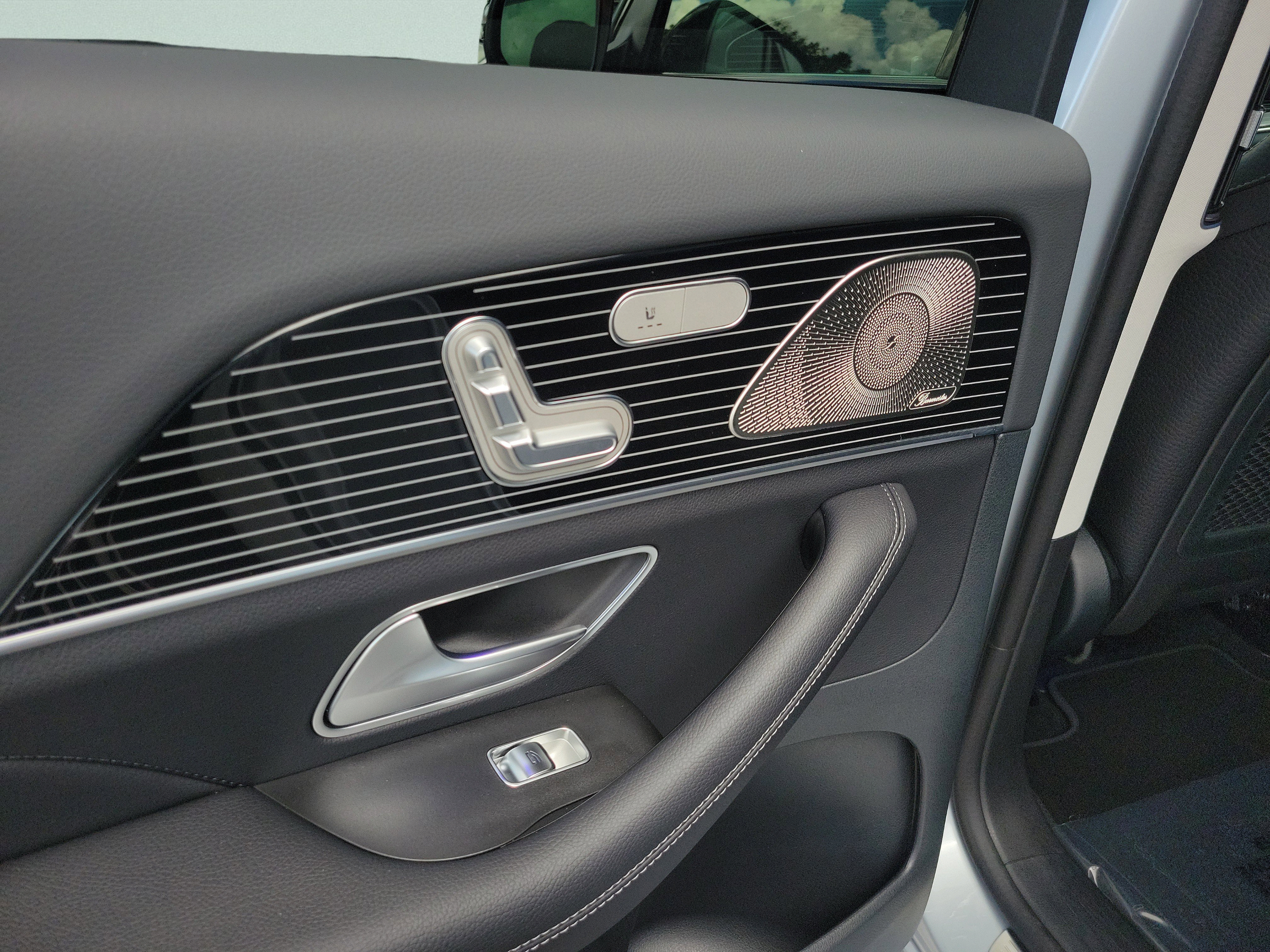 New 2026 Mercedes-Benz GLS 450 4MATIC image 8