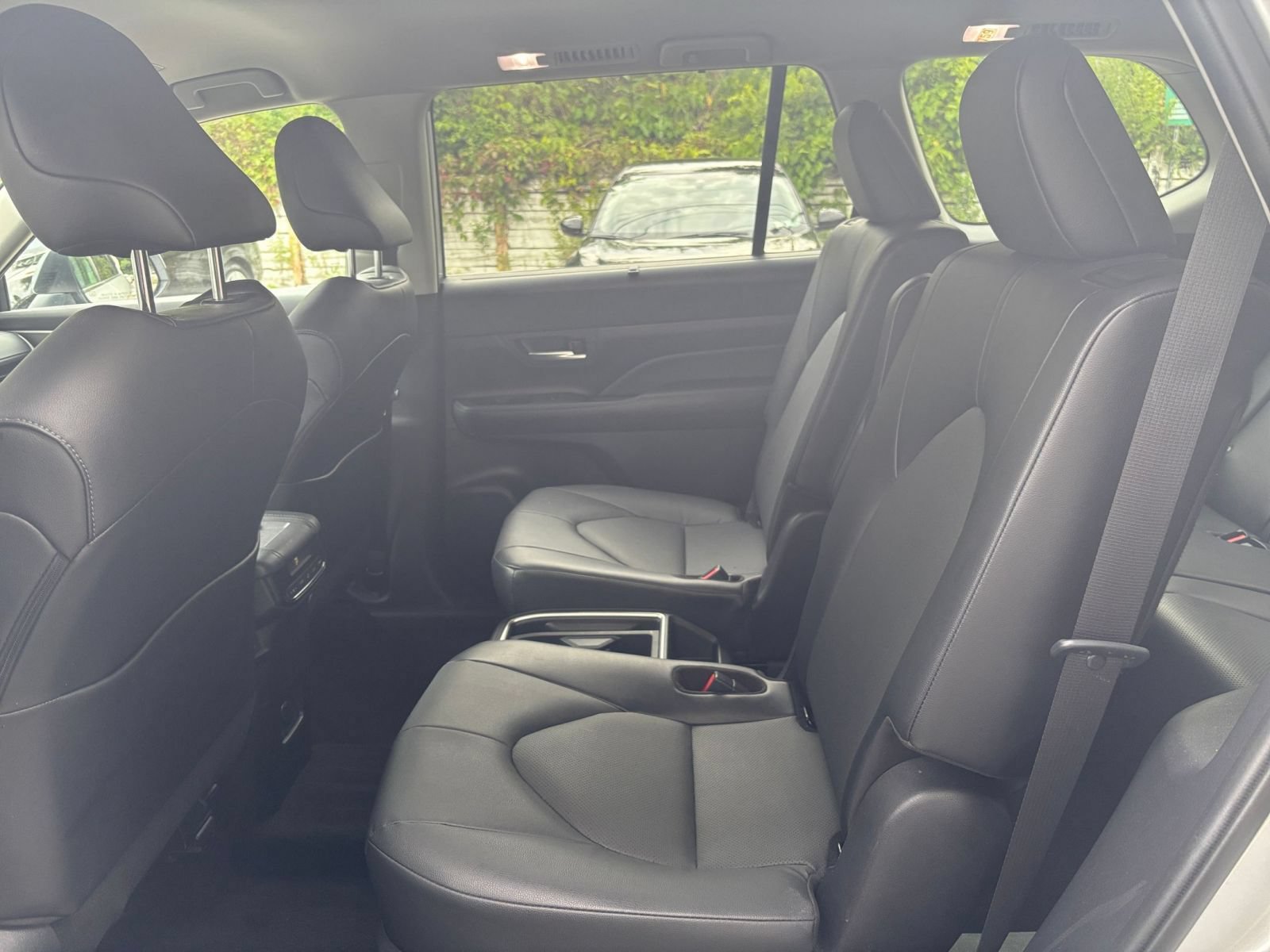 Used 2025 Toyota Grand Highlander FWD image 28