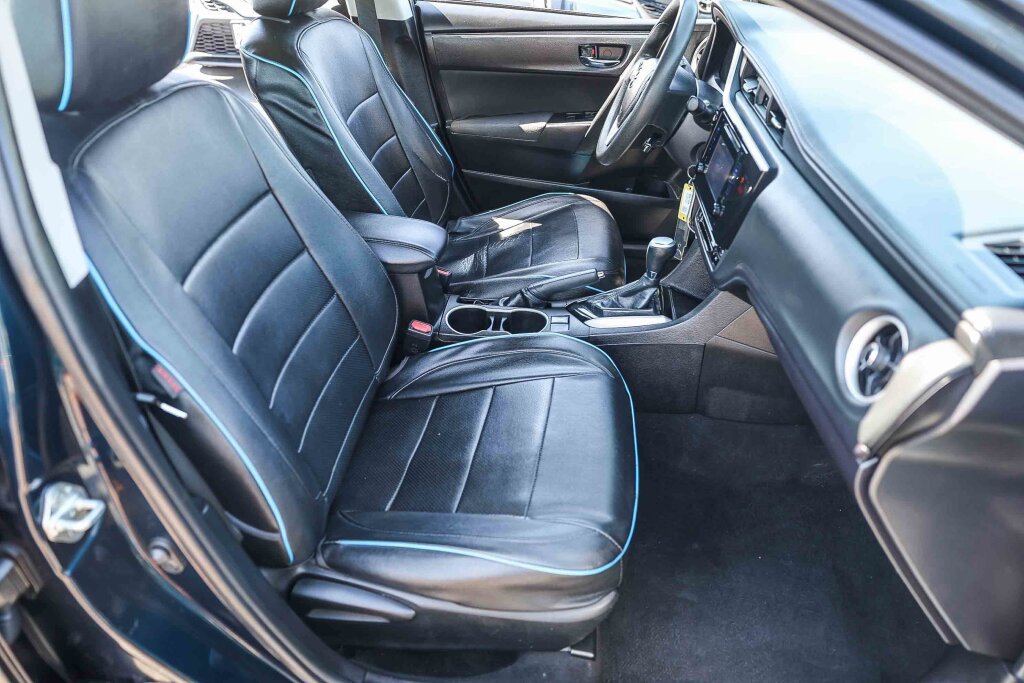 Used 2019 Toyota Corolla LE w/ Carpet Mat Package (TMS) FWD image 7