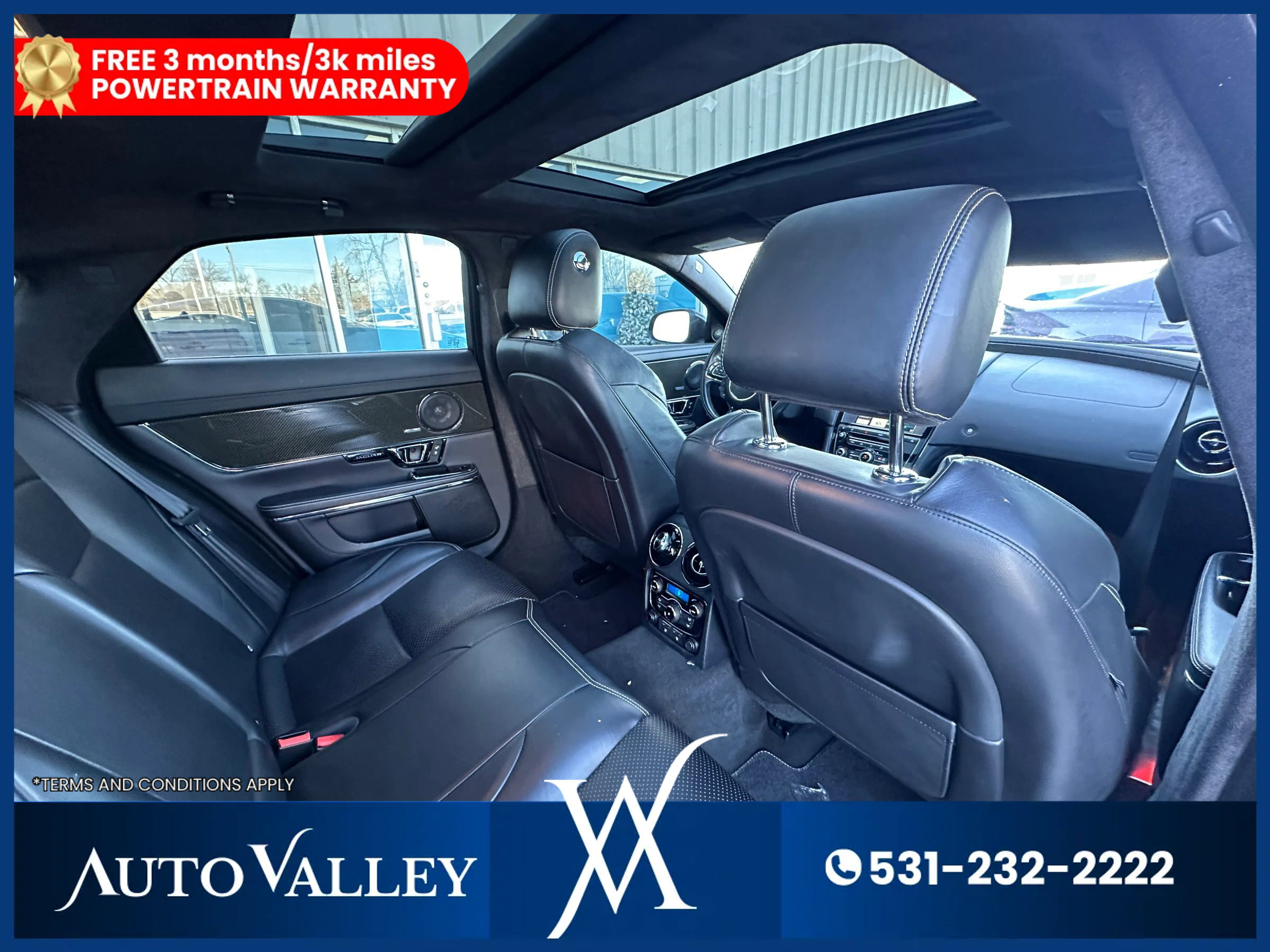 Used 2015 Jaguar XJ AWD image 29